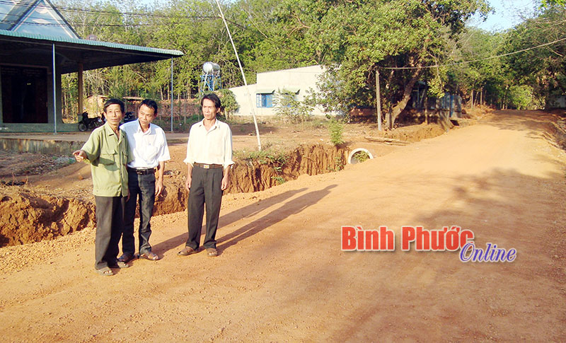 X&acirc;y dựng n&ocirc;ng th&ocirc;n mới ở Long H&agrave;: Nhiều ti&ecirc;u ch&iacute; cần gỡ kh&oacute;