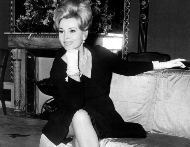 &ldquo;Nữ ho&agrave;ng sắc đẹp&rdquo; Hollywood Zsa Zsa Gabor qua đời ở tuổi 99