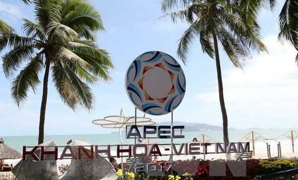 G&oacute;p phần n&acirc;ng h&igrave;nh ảnh Việt Nam trong mắt bạn b&egrave; quốc tế