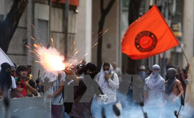 Brazil đưa quân đội tới trấn áp cảnh sát và viên chức đình công