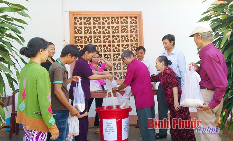 Phụ nữ thị x&atilde; Đồng Xo&agrave;i &ldquo;n&oacute;i lời hay, l&agrave;m việc tốt&rdquo;