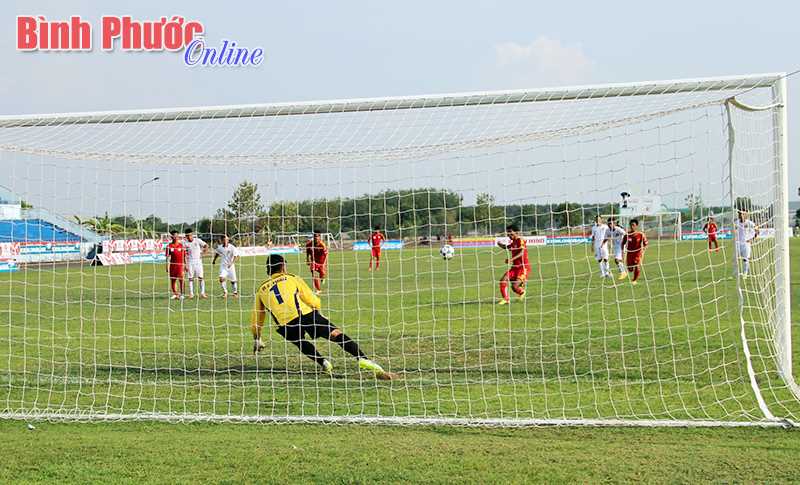 Vòng 2 giải bóng đá hạng nhất quốc gia sứ Thiên Thanh 2017: Viettel thắng Bình Phước 1-0