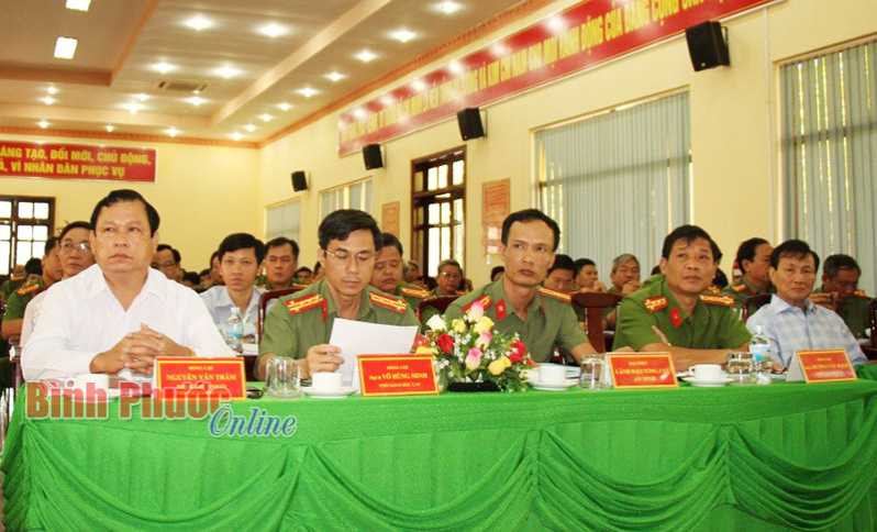 Năm 2016, an ninh ch&iacute;nh trị, trật tự an to&agrave;n x&atilde; hội của B&igrave;nh Phước tiếp tục được giữ vững