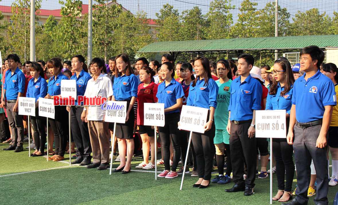 16 đội tham dự giải bóng đá chào mừng Ngày thành lập Đoàn TNCS Hồ Chí Minh