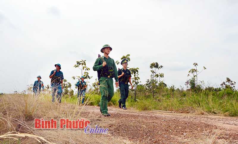 Bắt 12 vụ bu&ocirc;n lậu ở Lộc Ninh