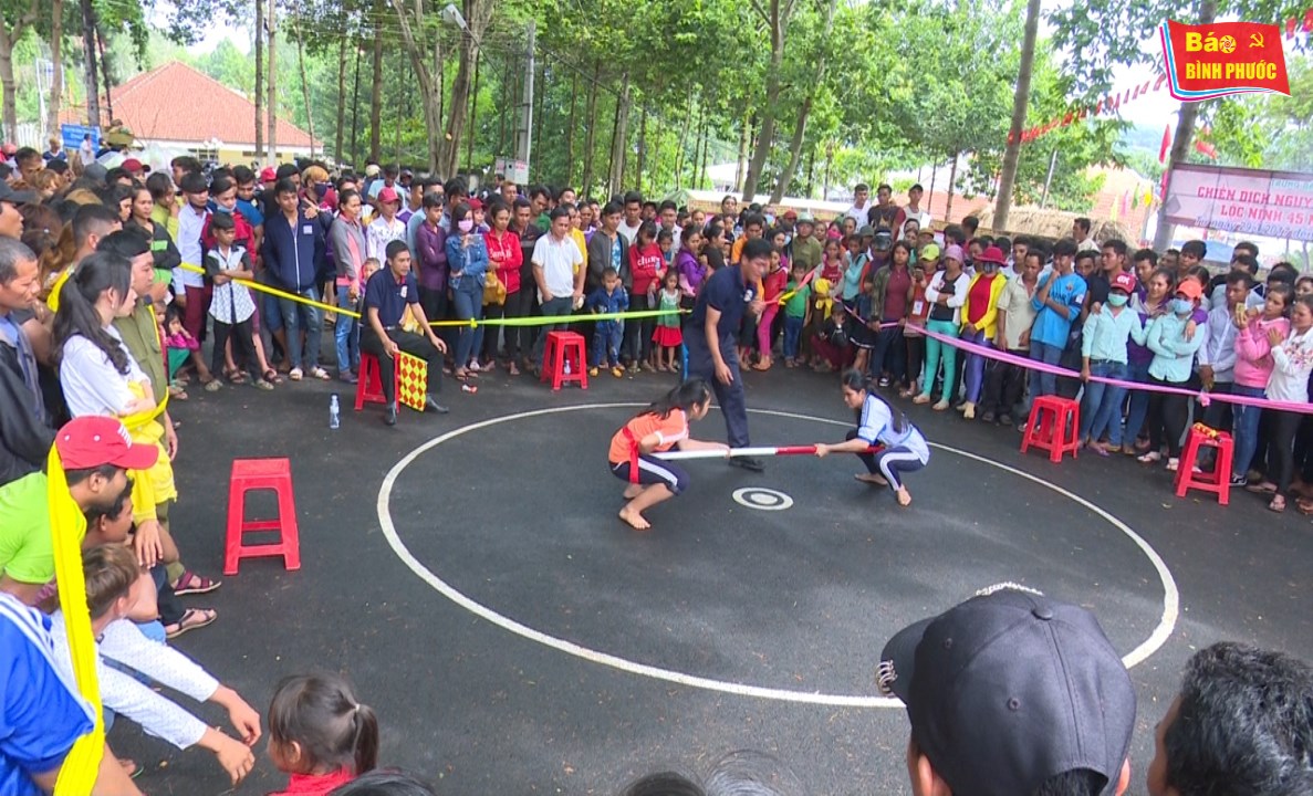 [Video] 1.600 VĐV, nghệ nhân, diễn viên trên địa bàn huyện Lộc Ninh tham gia Liên hoan văn hóa - thể thao các DTTS