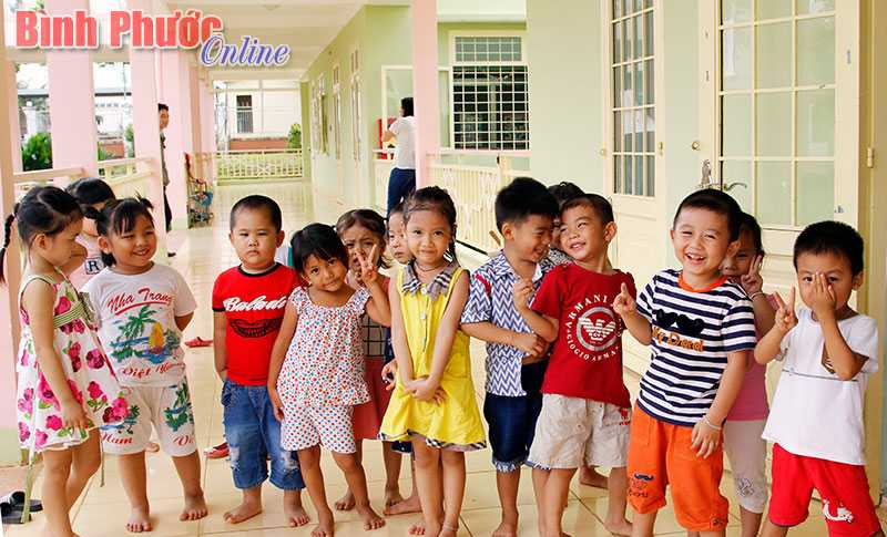 Bù Đốp: Tỷ lệ học sinh tham gia bảo hiểm y tế thấp