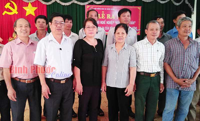 Chơn Thành ra mắt Chi hội nghề nghiệp nuôi heo an toàn xã Minh Hưng