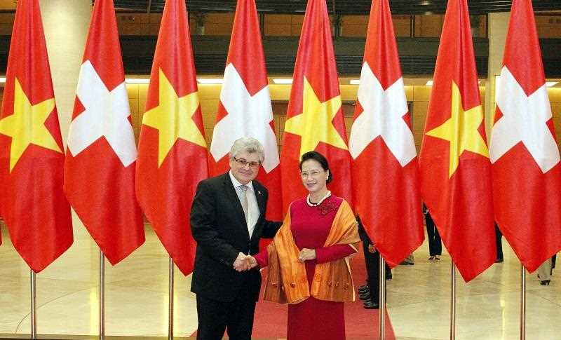 Chủ tịch Quốc hội hội đ&agrave;m với Chủ tịch Hội đồng Nh&agrave; nước Thụy Sĩ