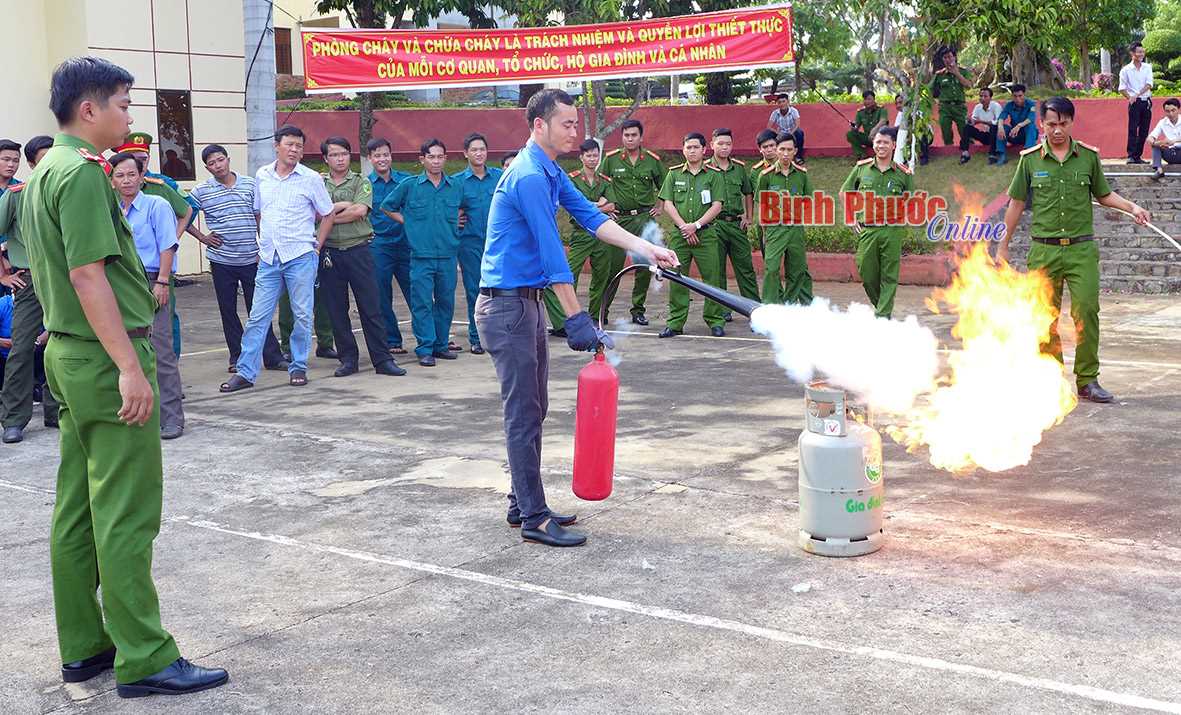 Công an Đồng Xoài tuyên truyền phòng cháy