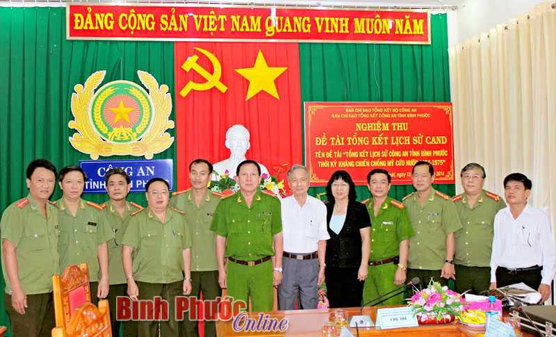 Đẩy mạnh nghi&ecirc;n cứu, bi&ecirc;n soạn tổng kết lịch sử c&ocirc;ng an