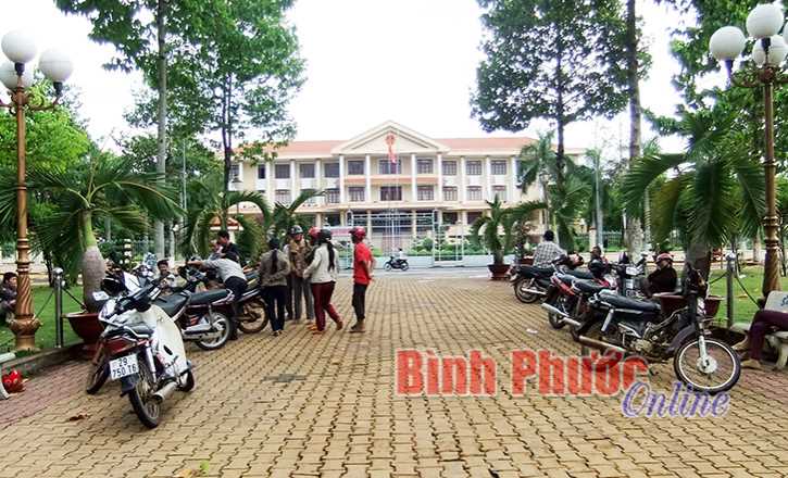 Một số giải ph&aacute;p nhằm giải quyết khiếu nại k&eacute;o d&agrave;i