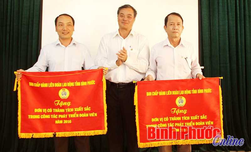 Thu nhập b&igrave;nh qu&acirc;n - người lao động B&igrave;nh Phước đạt 4,3 triệu đồng/th&aacute;ng