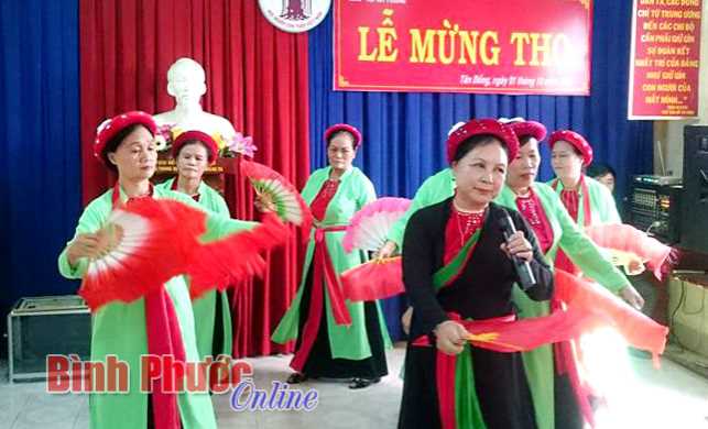 S&acirc;n chơi vui, khỏe của người cao tuổi T&acirc;n Đồng