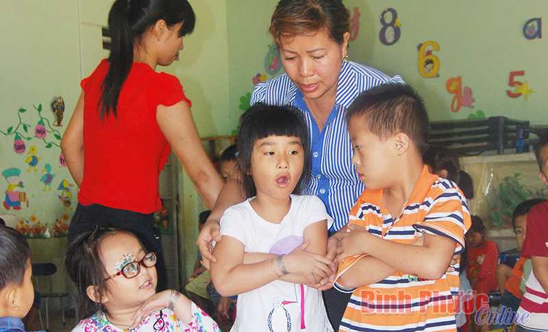 Giáo dục hòa nhập trẻ khuyết tật bằng tình yêu thương