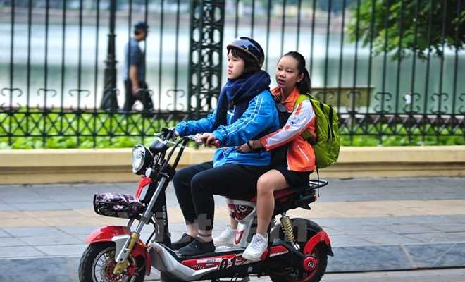 Khu vực Bắc Bộ nắng ấm, Nam Bộ đề phòng mưa dông về chiều