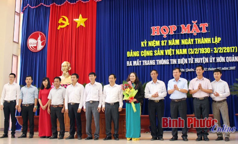 Hớn Quản họp mặt kỷ niệm 87 năm Ng&agrave;y th&agrave;nh lập Đảng Cộng sản Việt Nam