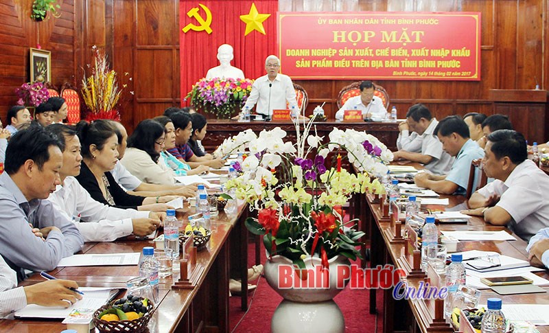 Họp mặt doanh nghiệp, đồng chí Bí thư Tỉnh ủy Nguyễn Văn Lợi: Mùa điều năm nay phải khác năm 2016