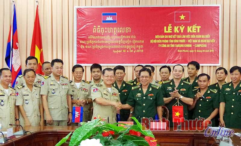 20 năm vững v&agrave;ng tr&ecirc;n bi&ecirc;n giới