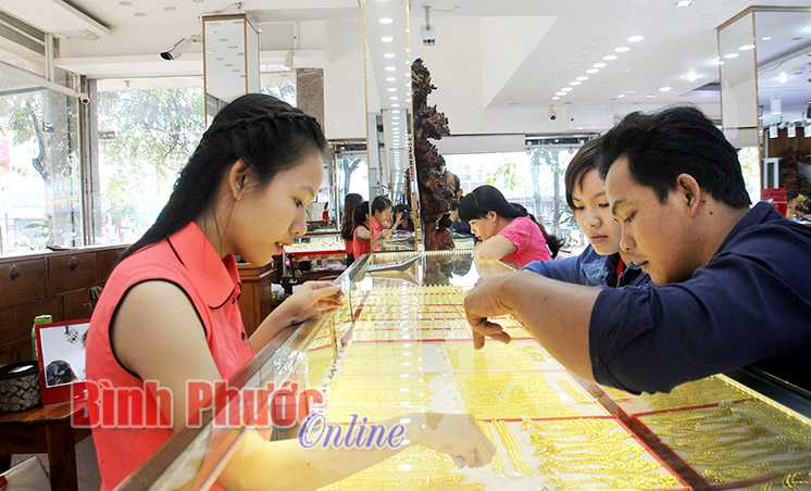 Đa dạng thị trường trang sức mùa tết