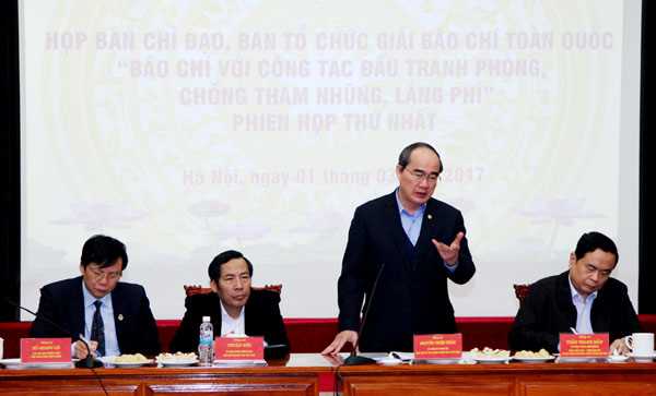 Triển khai Giải báo chí với công tác đấu tranh phòng, chống tham nhũng, lãng phí 