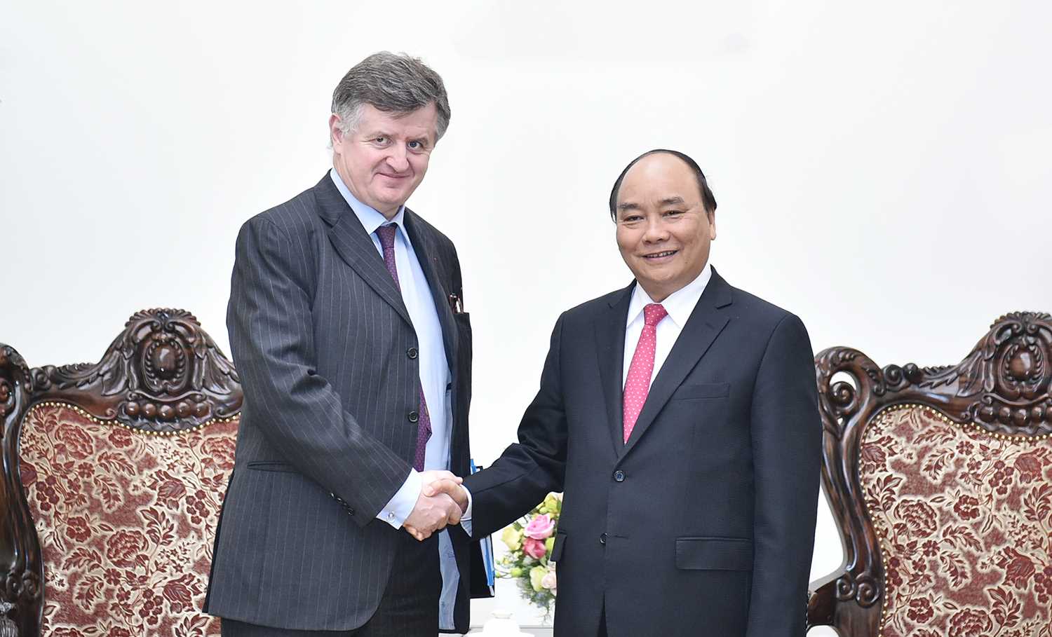 Việt Nam chủ trương mở cửa bầu trời