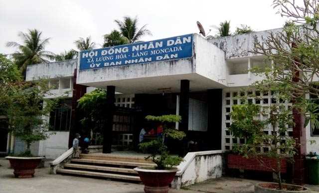 Bến Tre: Chủ tịch UBND xã Lương Hòa treo cổ tự tử 