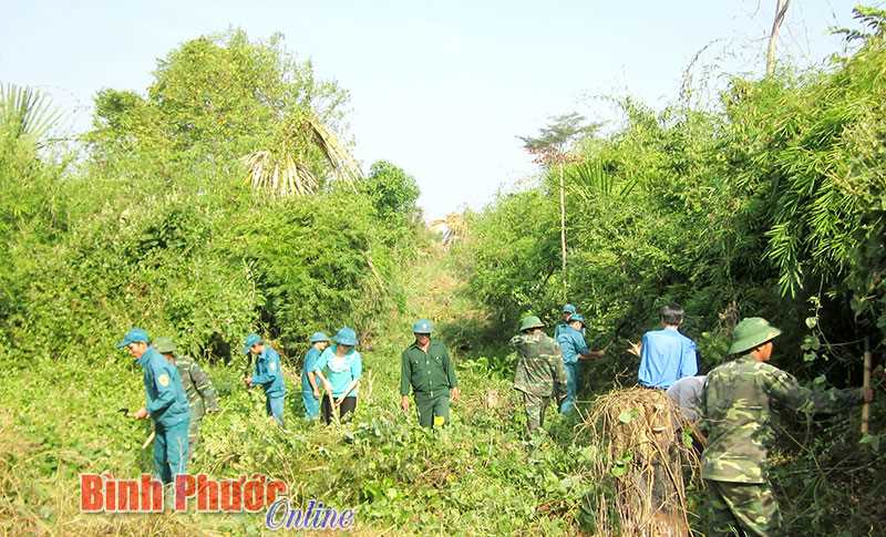 Tập hợp sức mạnh quần ch&uacute;ng bảo vệ bi&ecirc;n giới trong t&igrave;nh h&igrave;nh mới