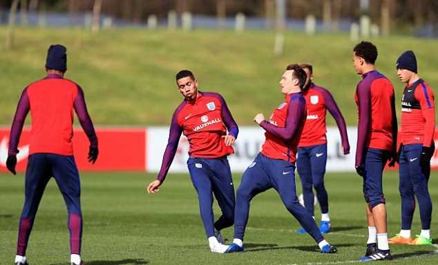 Jose Mourinho nhận hung tin trước "giai đoạn then chốt" của M.U
