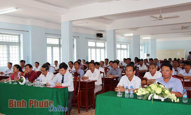 Khai giảng lớp cao cấp ch&iacute;nh trị hệ kh&ocirc;ng tập trung C13