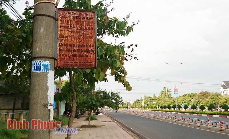 Kh&ocirc;ng để bộ mặt Tiến Th&agrave;nh nhếch nh&aacute;c như vậy