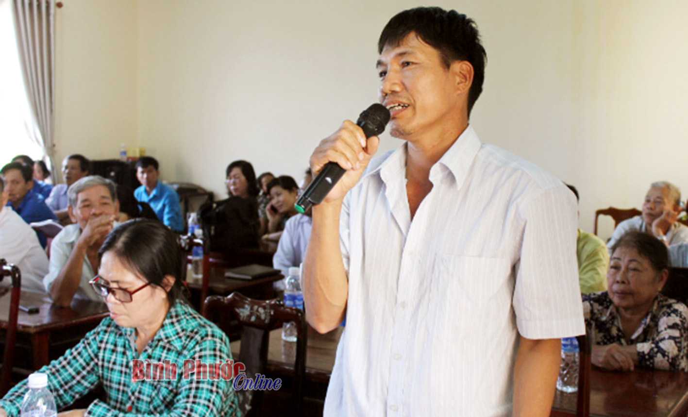 Đại biểu HĐND tỉnh, huyện tiếp x&uacute;c cử tri x&atilde; T&acirc;n Khai