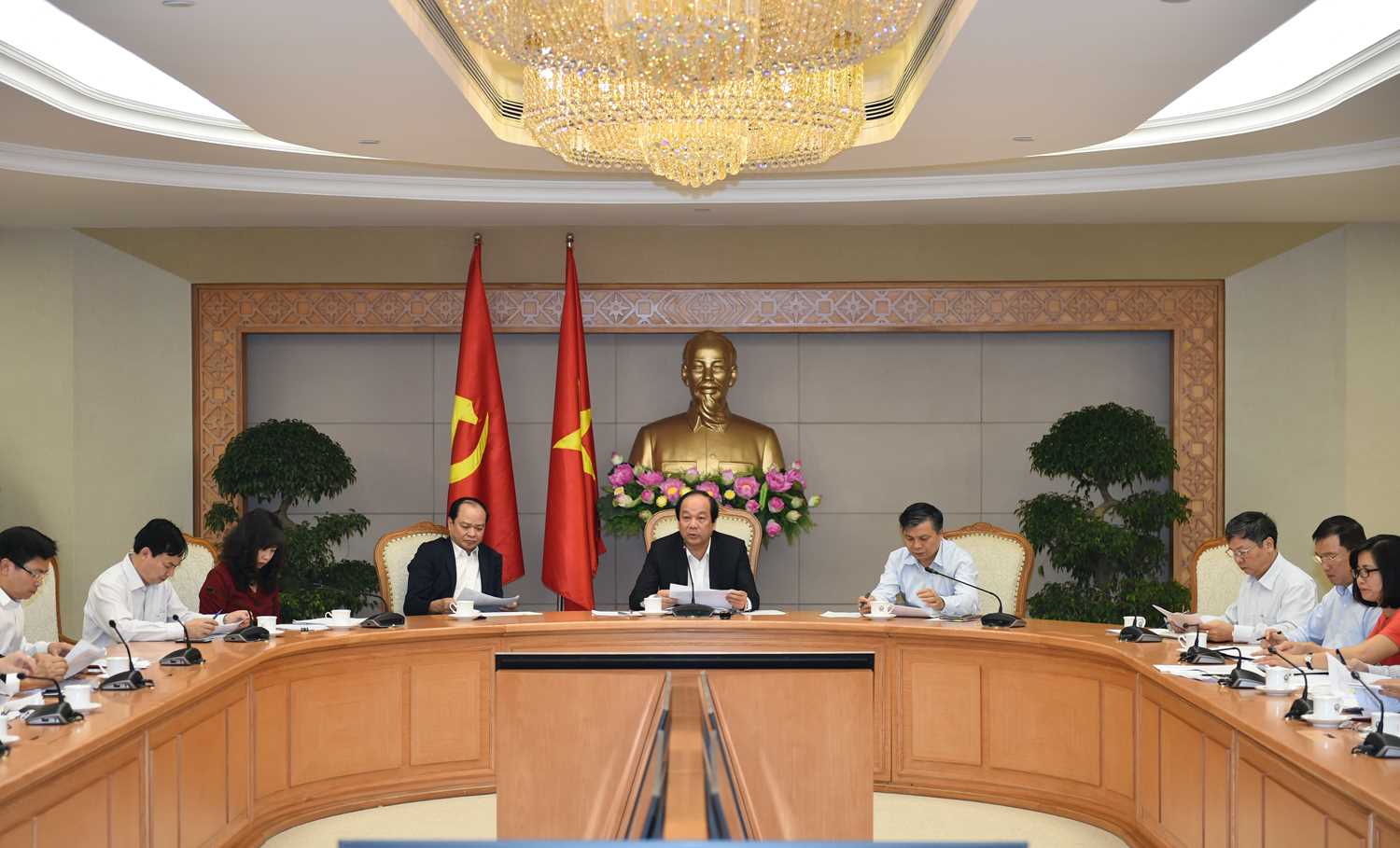 Thủ tướng: C&ocirc;ng khai những Bộ &iacute;t quan t&acirc;m đến thể chế