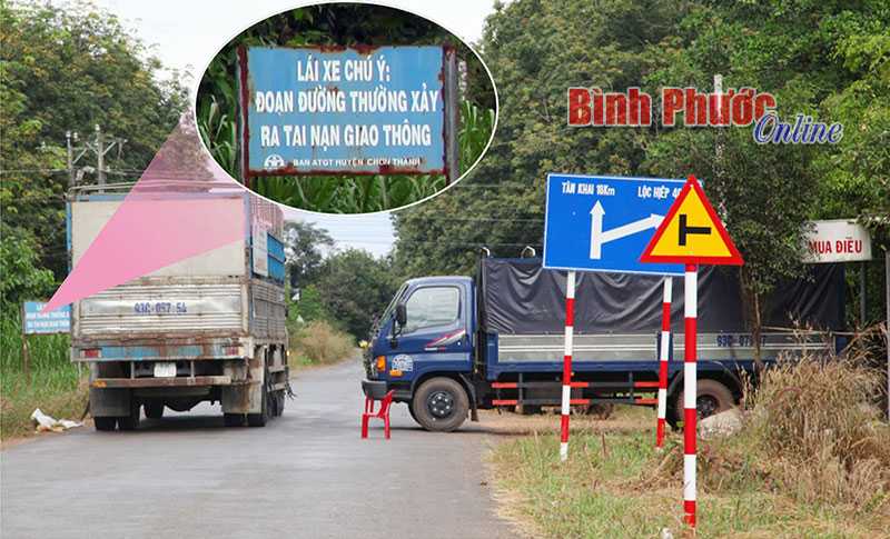 Đỗ xe cản trở giao th&ocirc;ng