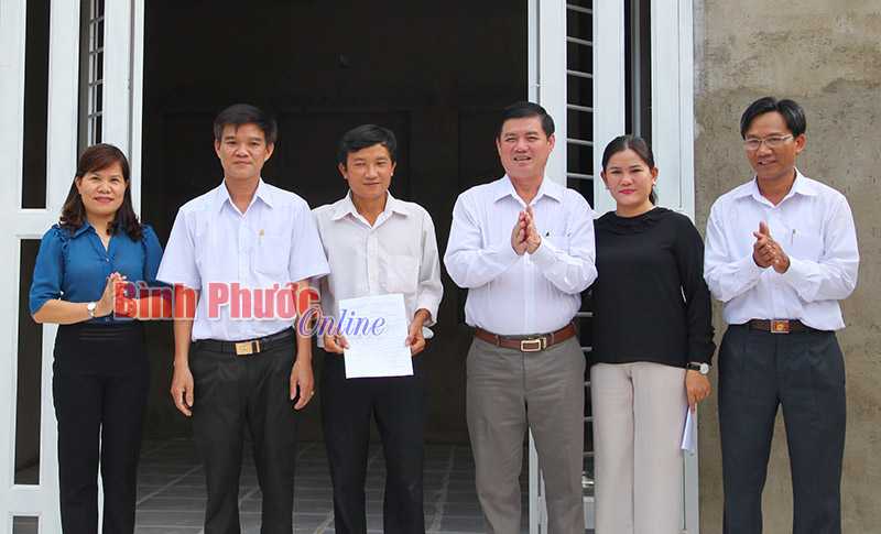 40 triệu đồng hỗ trợ công đoàn viên khó khăn về nhà ở