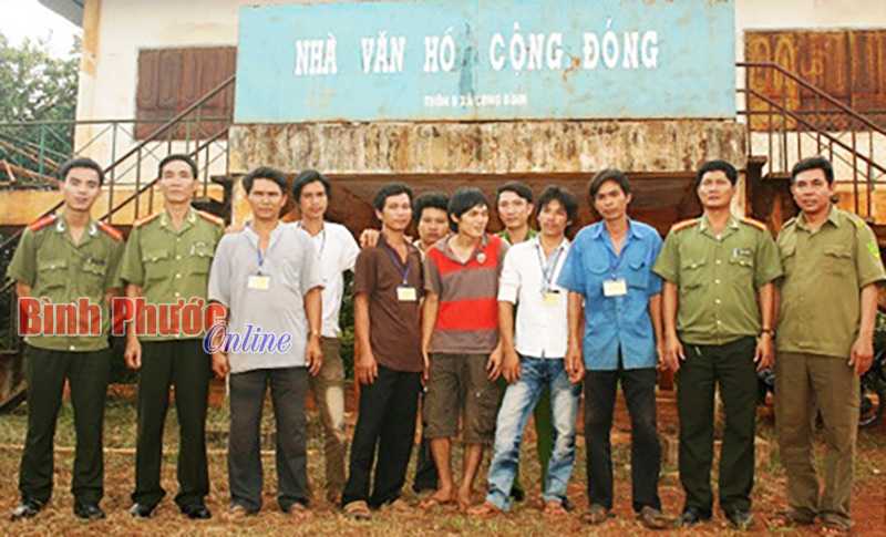 Tổ an ninh tự quản mang lại bình yên cho nhân dân