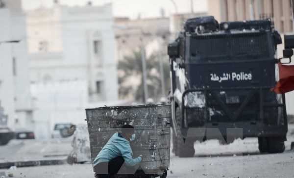 Đánh bom khủng bố trên đại lộ chính ở ngoại ô thủ đô Bahrain