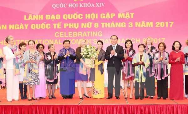Gặp mặt c&aacute;c nữ Đại sứ, Trưởng đại diện tổ chức quốc tế tại Việt Nam