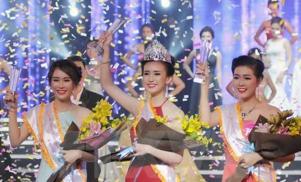 Trao giải cuộc thi Nữ sinh viên Việt Nam duyên dáng 2016