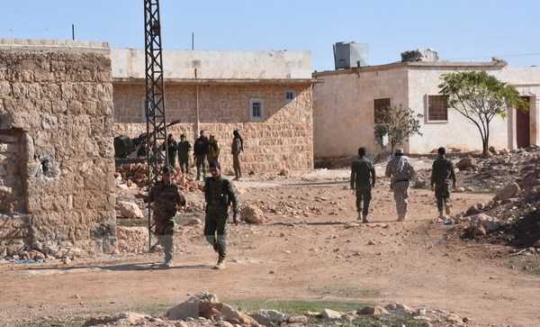 Máy bay Mỹ yểm trợ Thổ Nhĩ Kỳ tại thị trấn al-Bab của Syria