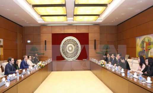 Vai tr&ograve; đại biểu Quốc hội trẻ trong Li&ecirc;n minh nghị viện Ph&aacute;p ngữ