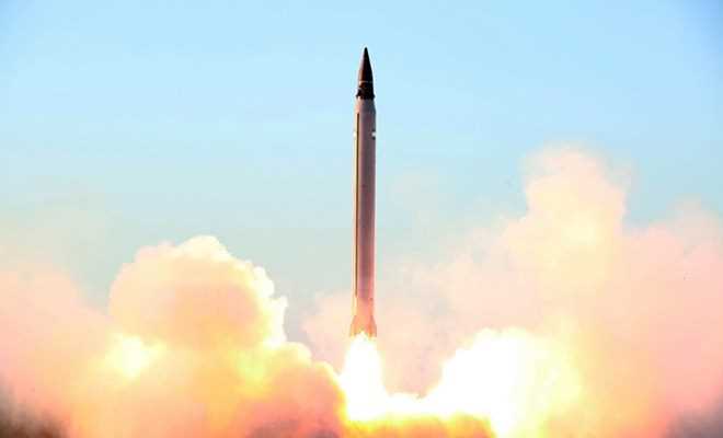 Ông Donald Trump thảo luận với Thủ tướng Israel về mối đe dọa Iran