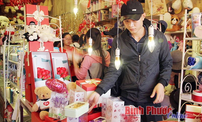 Thị trường Valentine đa dạng sắc m&agrave;u