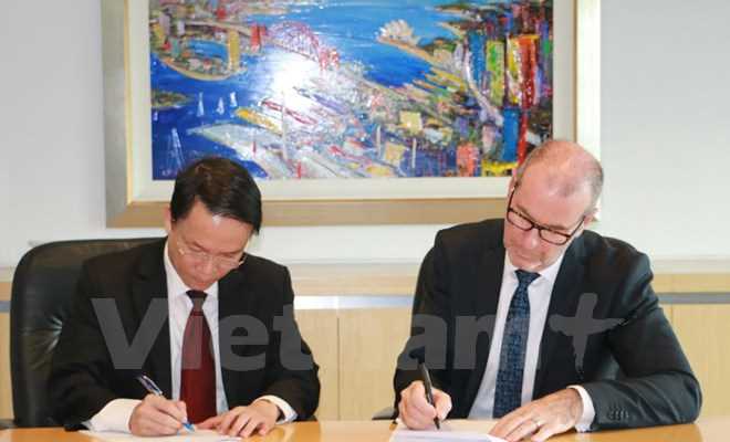 TTXVN k&yacute; thỏa thuận hợp t&aacute;c với h&atilde;ng th&ocirc;ng tấn h&agrave;ng đầu Australia