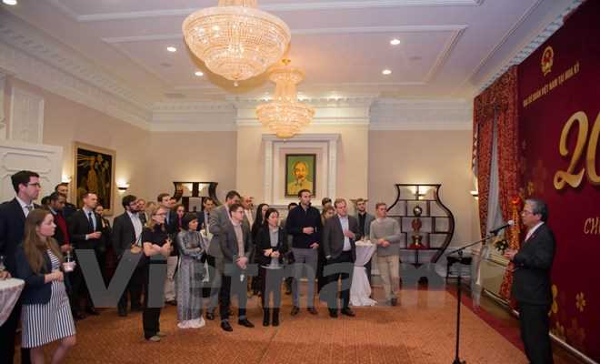 Việt Nam tr&ocirc;ng đợi chuyến thăm của &ocirc;ng Trump dịp APEC 2017