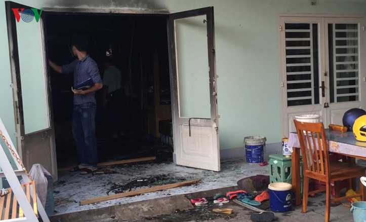 Cháy nhà trong đêm, 4 người trong gia đình chết thảm