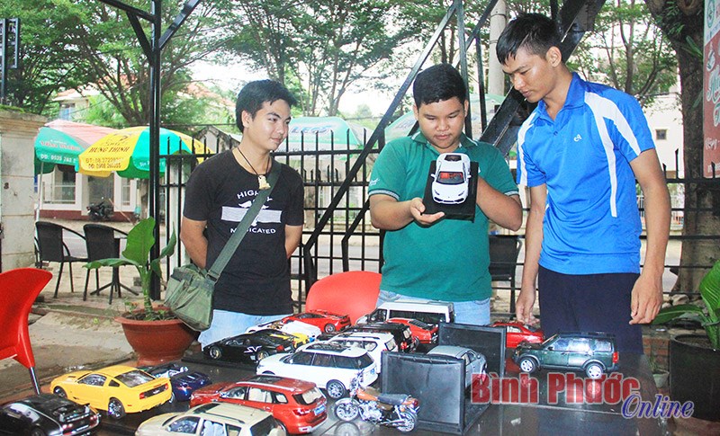 Xe mô hình tĩnh - thú chơi “sang chảnh” hút hồn giới trẻ