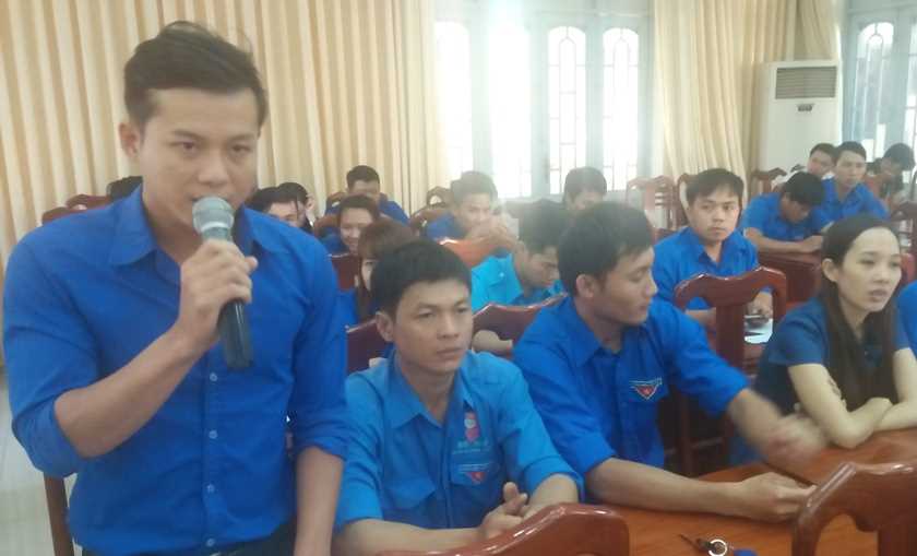 UBND huyện Bù Đăng đối thoại với thanh niên