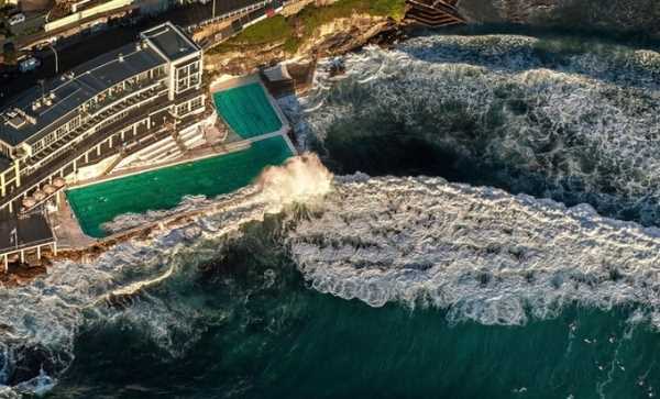 Bể bơi giữa biển khơi - nơi hút khách bậc nhất ở Sydney