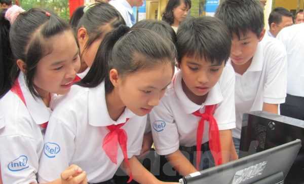 Đưa thông tin trẻ em trên 7 tuổi lên mạng phải được sự đồng ý của trẻ